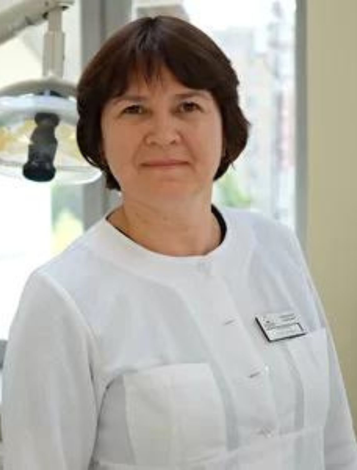 Стоматолог терапевт, хирург Айнутдинова Рушания Закаряевна